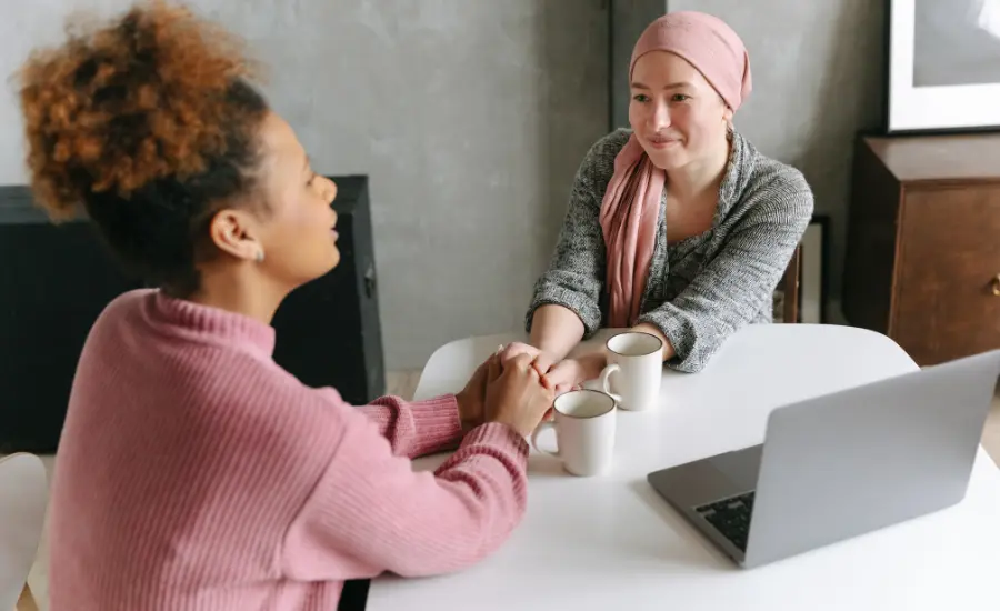 Apoyo entre mujeres hispanas cancer de mama